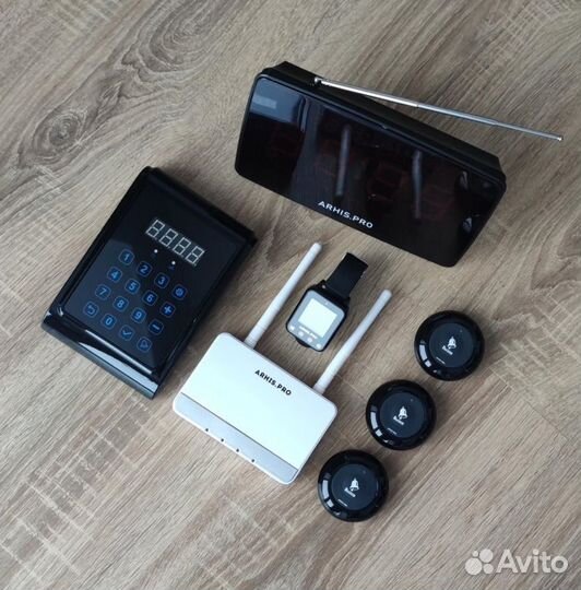 Кнопка вызова официанта,часы, табло, пульт, репите