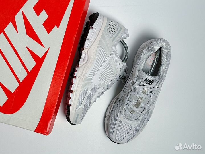 Nike Vomero 5 (8,5us/26,5cm) Оригинал