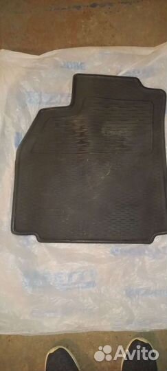 Резиновый коврик Renault Megane