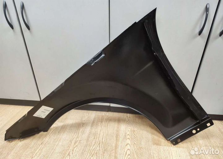 Крыло переднее Mercedes c класс w204