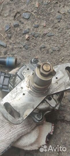 Tрамблëр с турбомотора 1.3 4E-FTE. Тойота Starlet