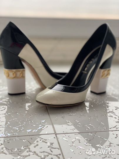 Туфли женские casadei 39