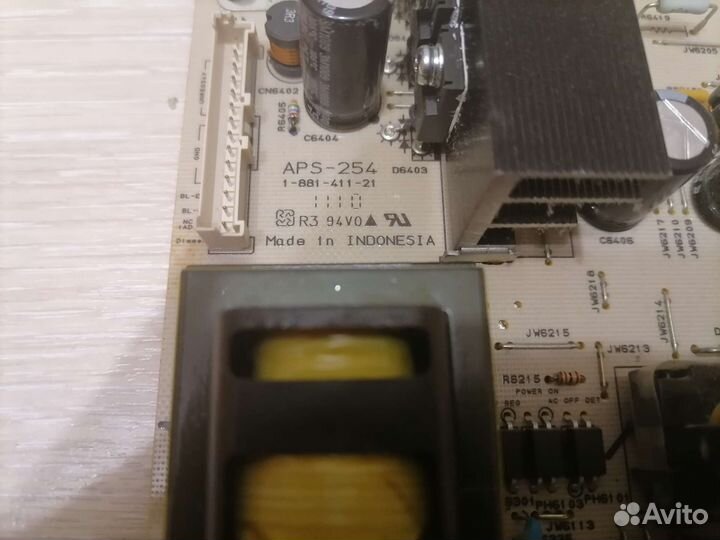 Блок питания 1-881-411-21