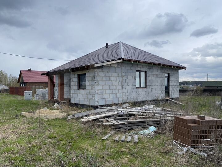 Коттедж 92,6 м² на участке 15 сот.