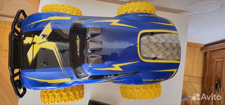 Радиоуправляемая машина 