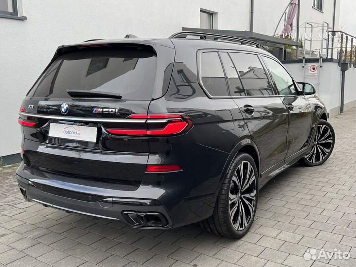 BMW X7 4.4 AT, 2023, 8 800 км