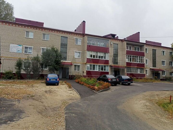 2-к. квартира, 42 м², 2/3 эт.