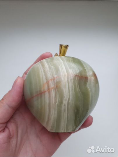 Яблоко из оникса