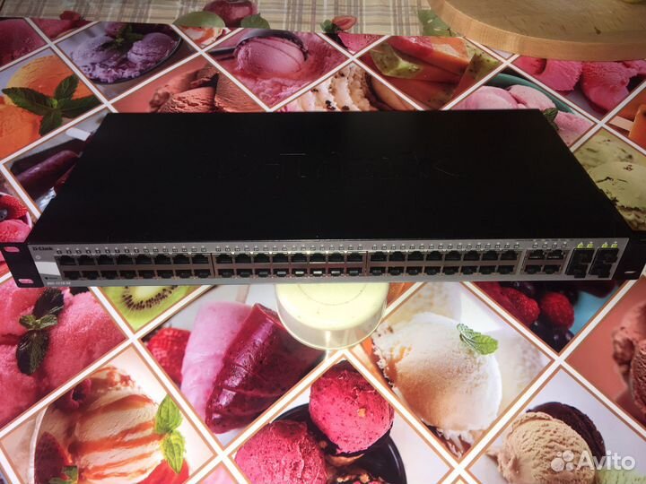 52 порта D-Link DGS-1210-52 коммутатор