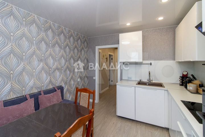 2-к. квартира, 55 м², 9/14 эт.