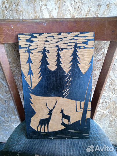 Деревянное резное панно