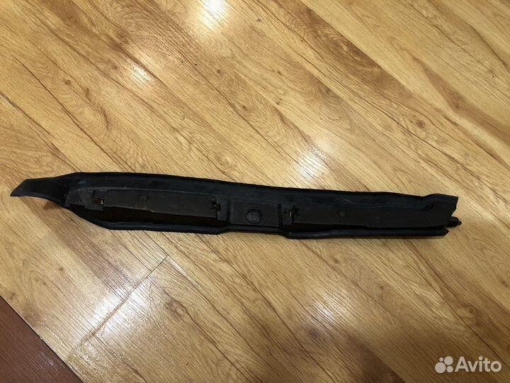 Пыльник крыла передний правый Volkswagen Polo 5