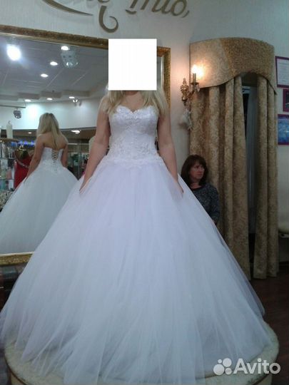 Свадебное платье