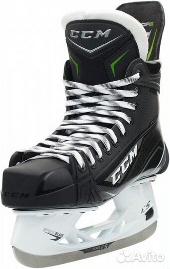 Коньки новые ccm ribcore 76k