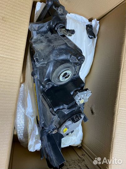 Левая передняя фара камри 50