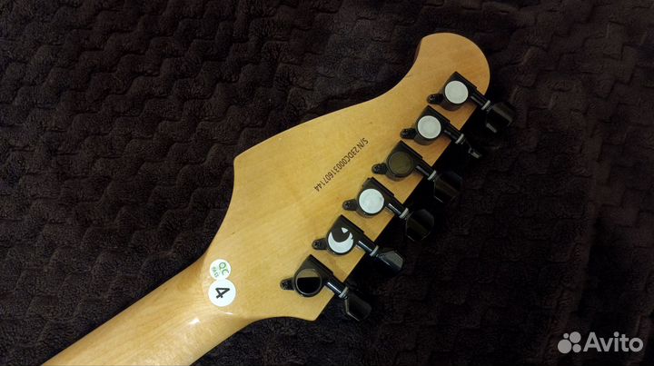 Электрогитара новая rockdale