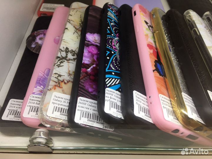 Чехлы на Samsung j6