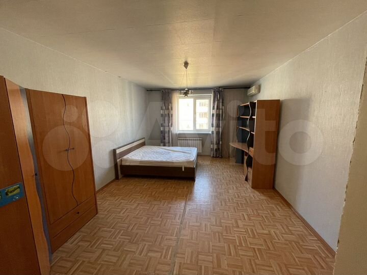 3-к. квартира, 127 м², 8/10 эт.