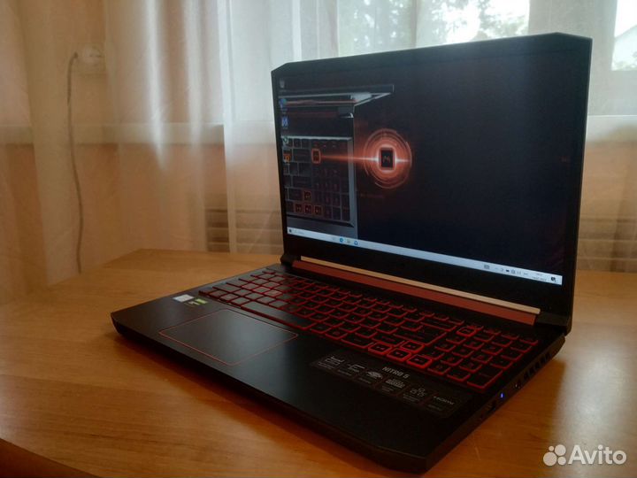 Мощный игровой ноутбук Acer nitro i7/GTX1650