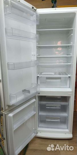 Холодильник LG