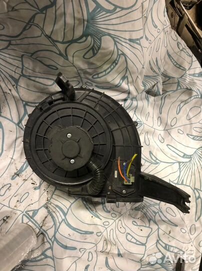Вентилятор печки с корпусом матиз