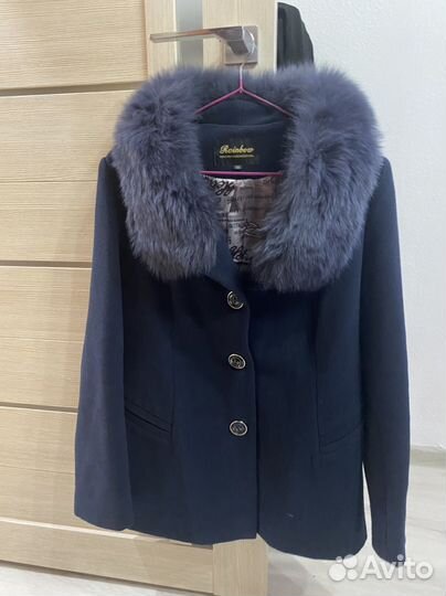 Укороченное пальто