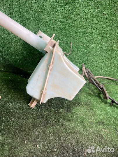 Бачок омывателя Escape Tribute