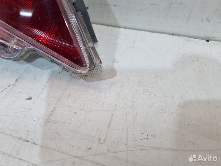 Фонарь противотуманный задний левый Toyota Rav4