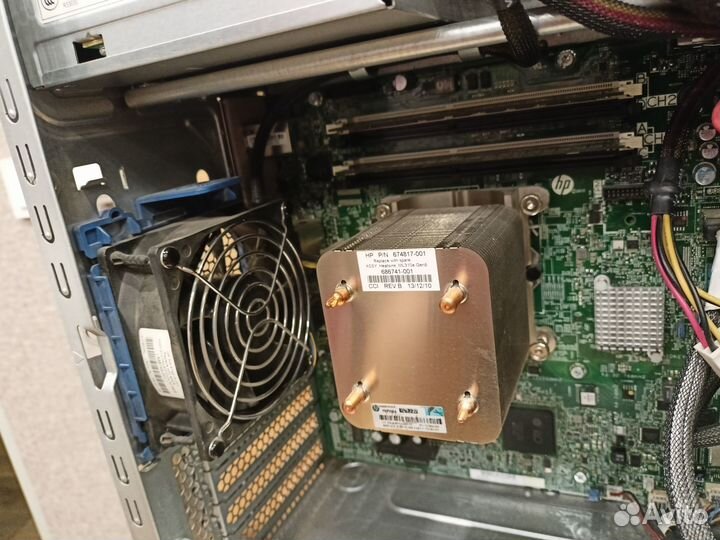 Сервер HP ProLiant ML310e Gen8 v2 Server