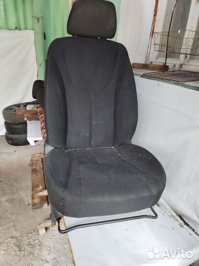 Сидения на geely emgrand