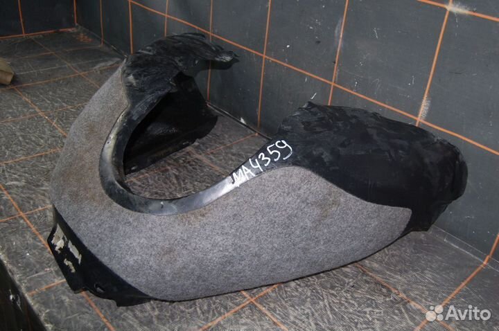 Локер (подкрылок) передний - Toyota Highlander3