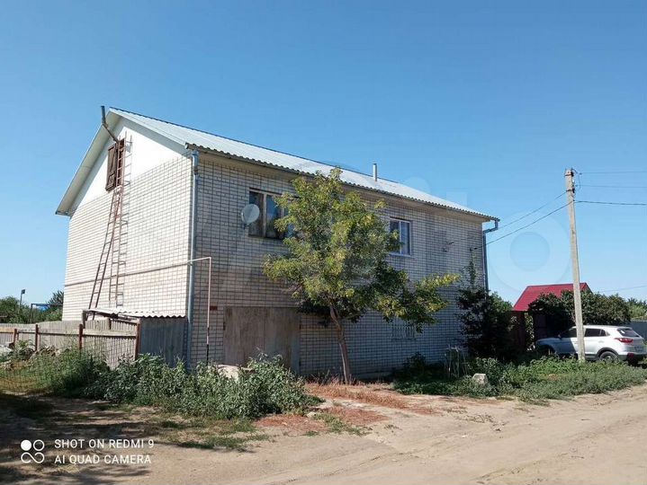 Дом 298 м² на участке 30 сот.