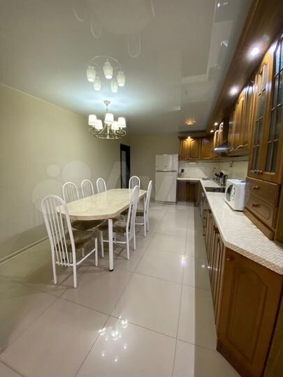 2-к. квартира, 84 м², 12/12 эт.