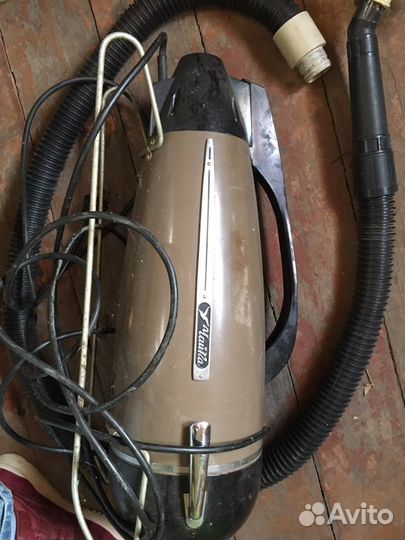 Пылесос Чайка