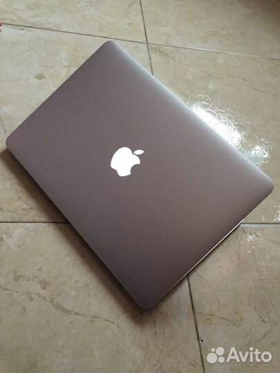 Apple Macbook Air 13 2014 Core i5 4Gb 256 SSD