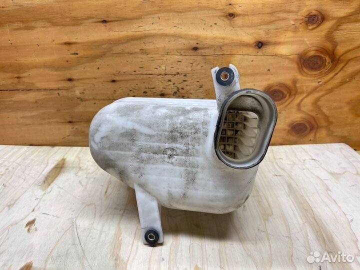 Резонатор воздушного фильтра Toyota Mark Ii Qualis