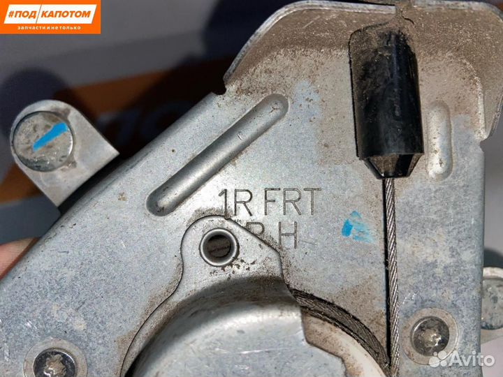 Моторчик стеклоподъемника передний правый Hyundai