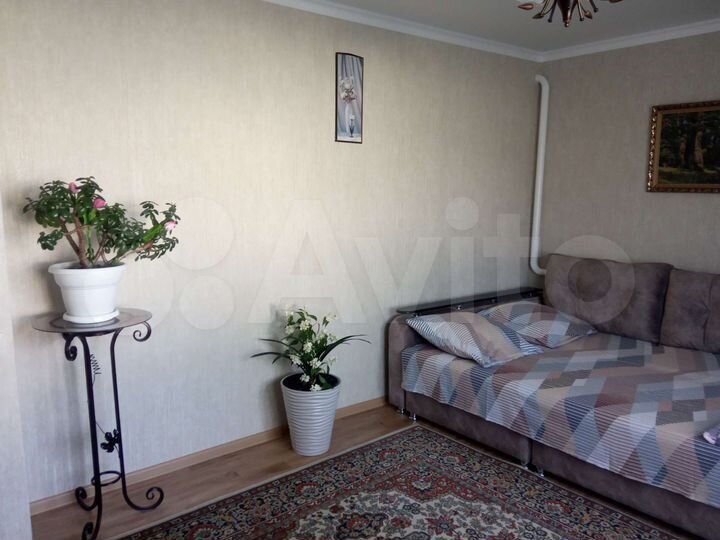 3-к. квартира, 64 м², 1/2 эт.