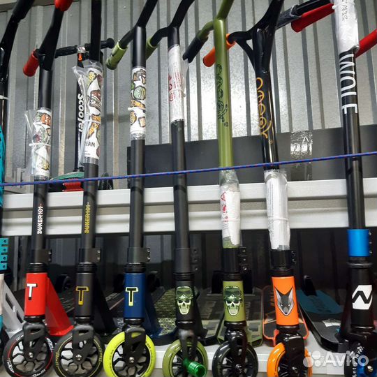 Трюковой самокат с пегой