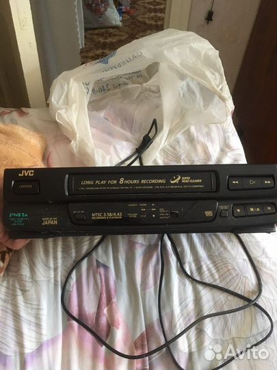 Видеомагнитофон jvs