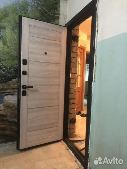 Входные двери новые
