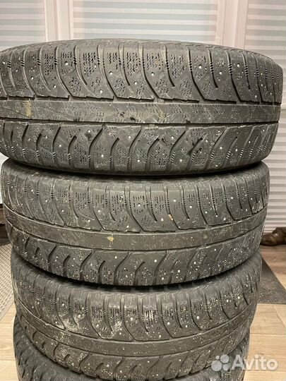 Bridgestone Alenza Sport AS 225/65 R17 106