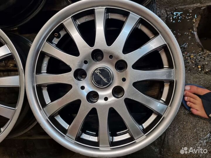 Комплект литых дисков