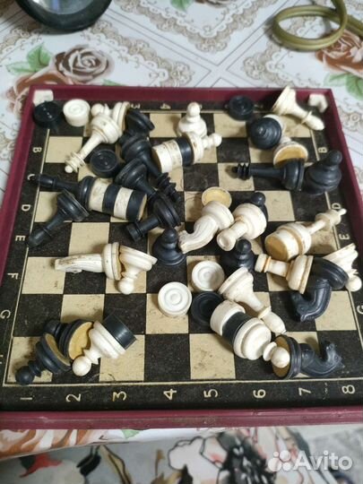 Шахматы магнитные дорожные СССР