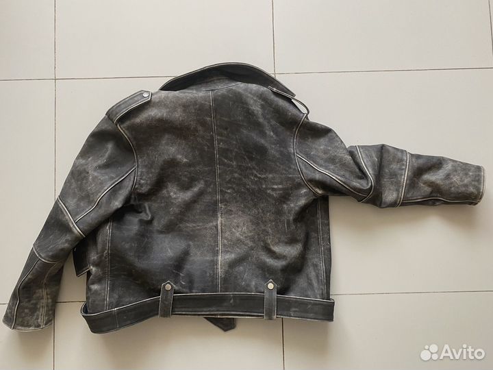 Байкерская куртка в стиле гранж