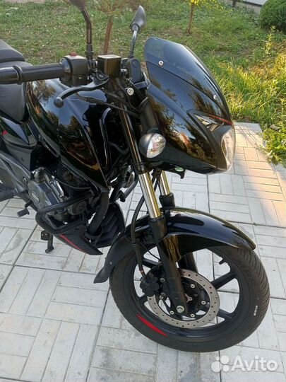 Bajaj pulsar 180 DTS-1