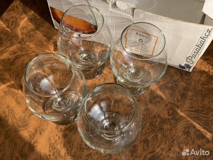 Коньячные бокалы