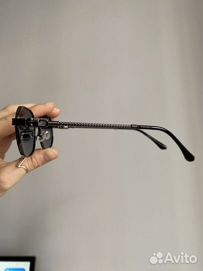 Солнцезащитные очки