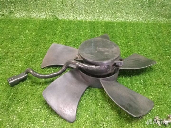 Вентилятор радиатора Nissan Tiida SC11X HR16DE