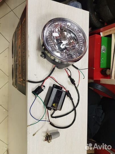 Лампа ксенон H4 с блоком розжига новая